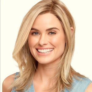 Drew by Jon Renau in Venice Blonde.